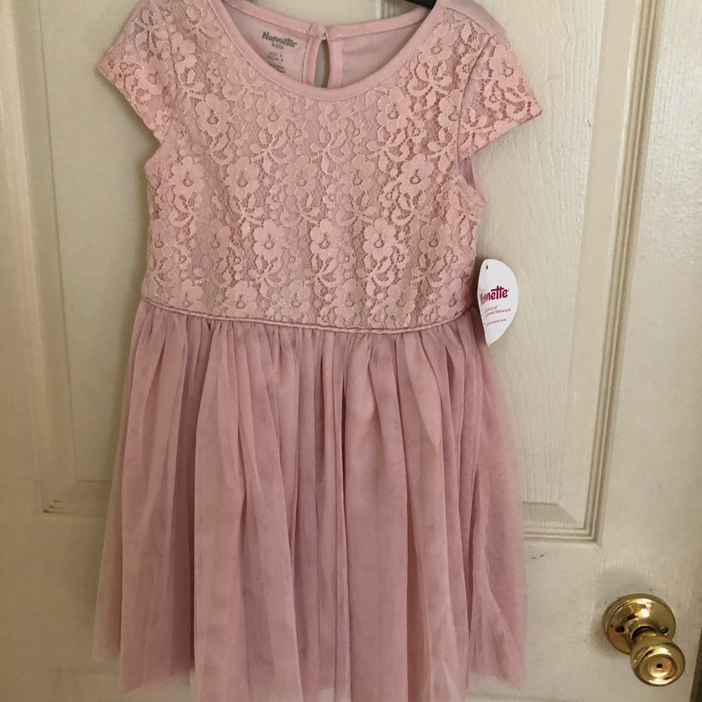 Girls dress